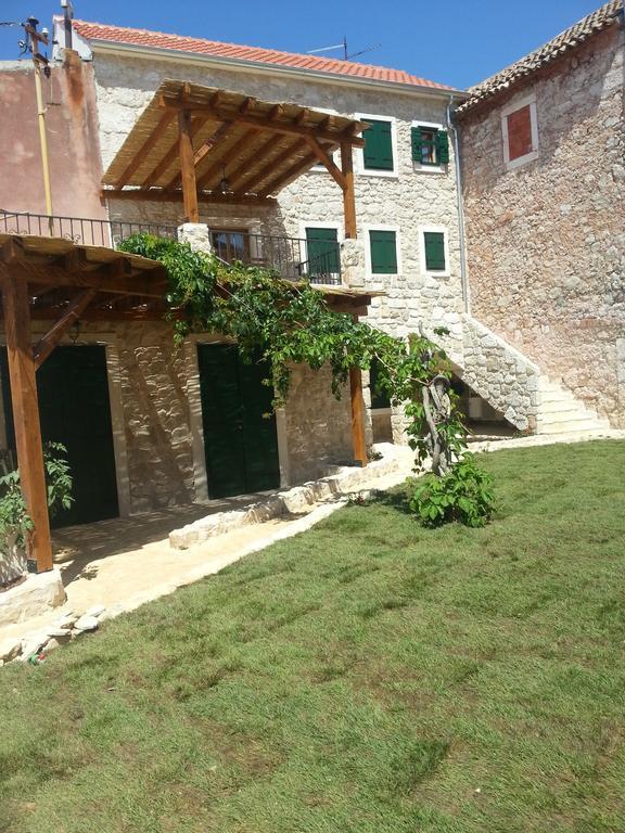Apartamento Dvori Svetog Mihaela Šibenik Exterior foto