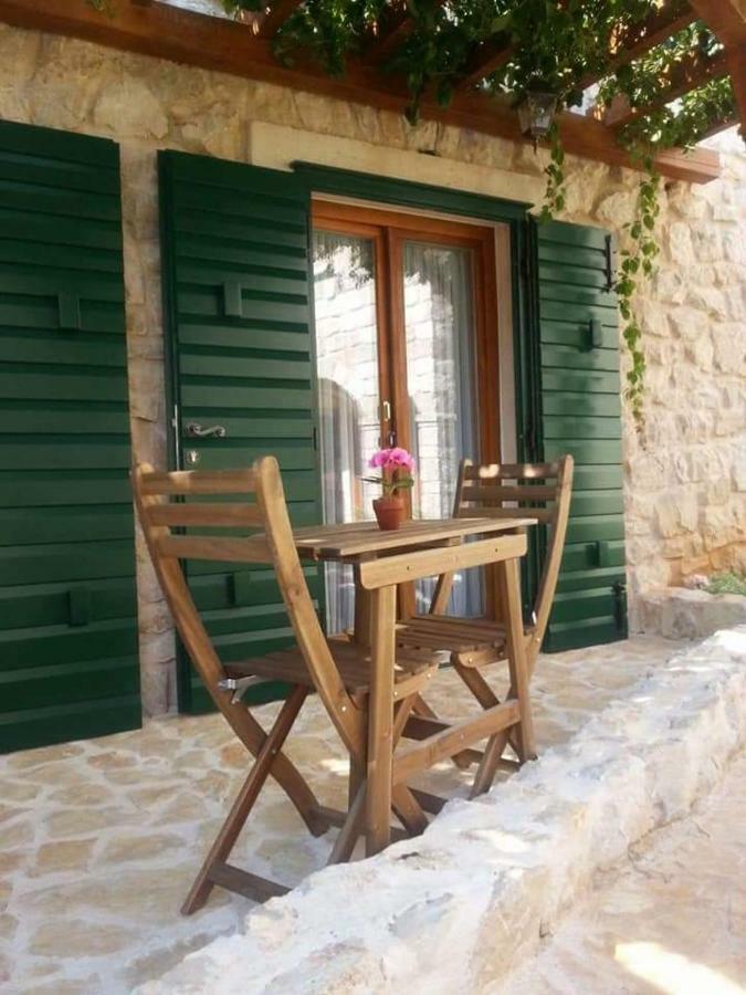 Apartamento Dvori Svetog Mihaela Šibenik Exterior foto